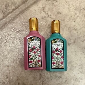 Gucci Flora Mini Bath Duo in Pink & Teal with Gold Caps